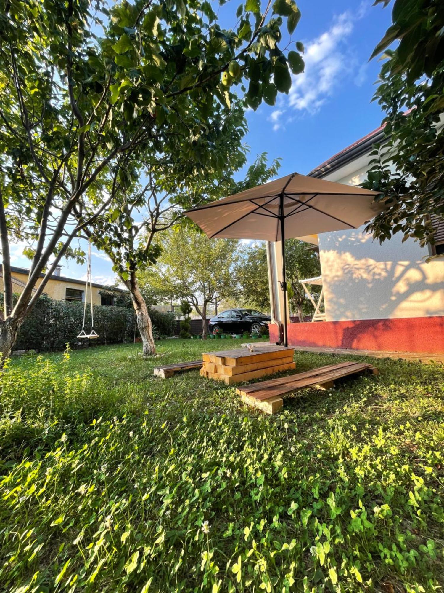 Riza Guest House Puke Exterior foto